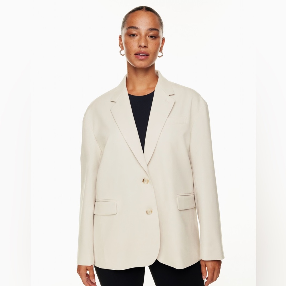 Aritzia Cream Blazer